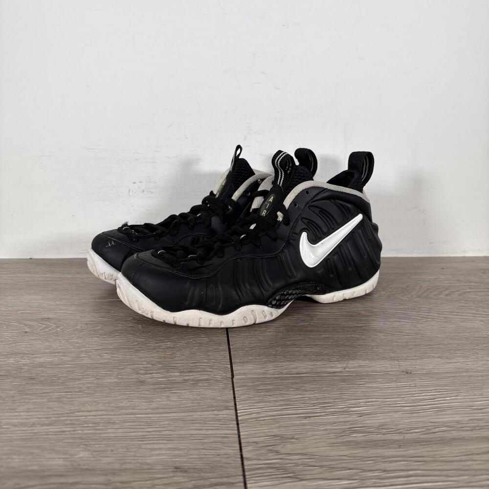 Nike Air Foamposite Pro "Dr. Doom" (2016) - Size 8 ( 624041-006 )